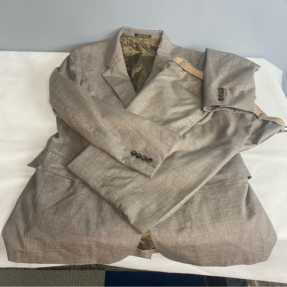 Vintage 70s Evan Picone Suit 44R 34x31 Mens 2pc Taupe Multi Stripe USA Flaw